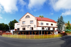 0sokolovna_exterier_1